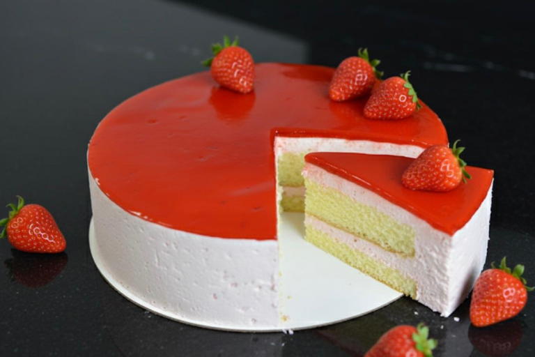 Mousse Cake Strawberry 3
